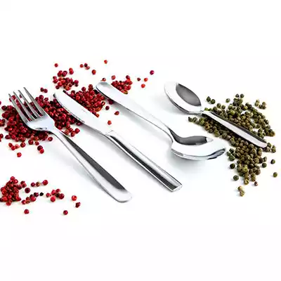 Cubiertos de calidad alimentaria estándar. Resistentes, duraderos y fáciles de limpiar para utilizar a diario en el hogar y la industria alimentaria.